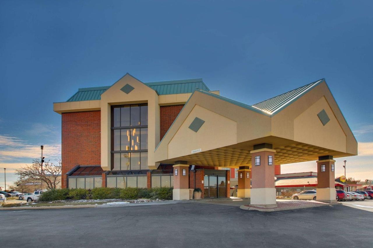 Hotel Pear Tree St. Louis - Arnold