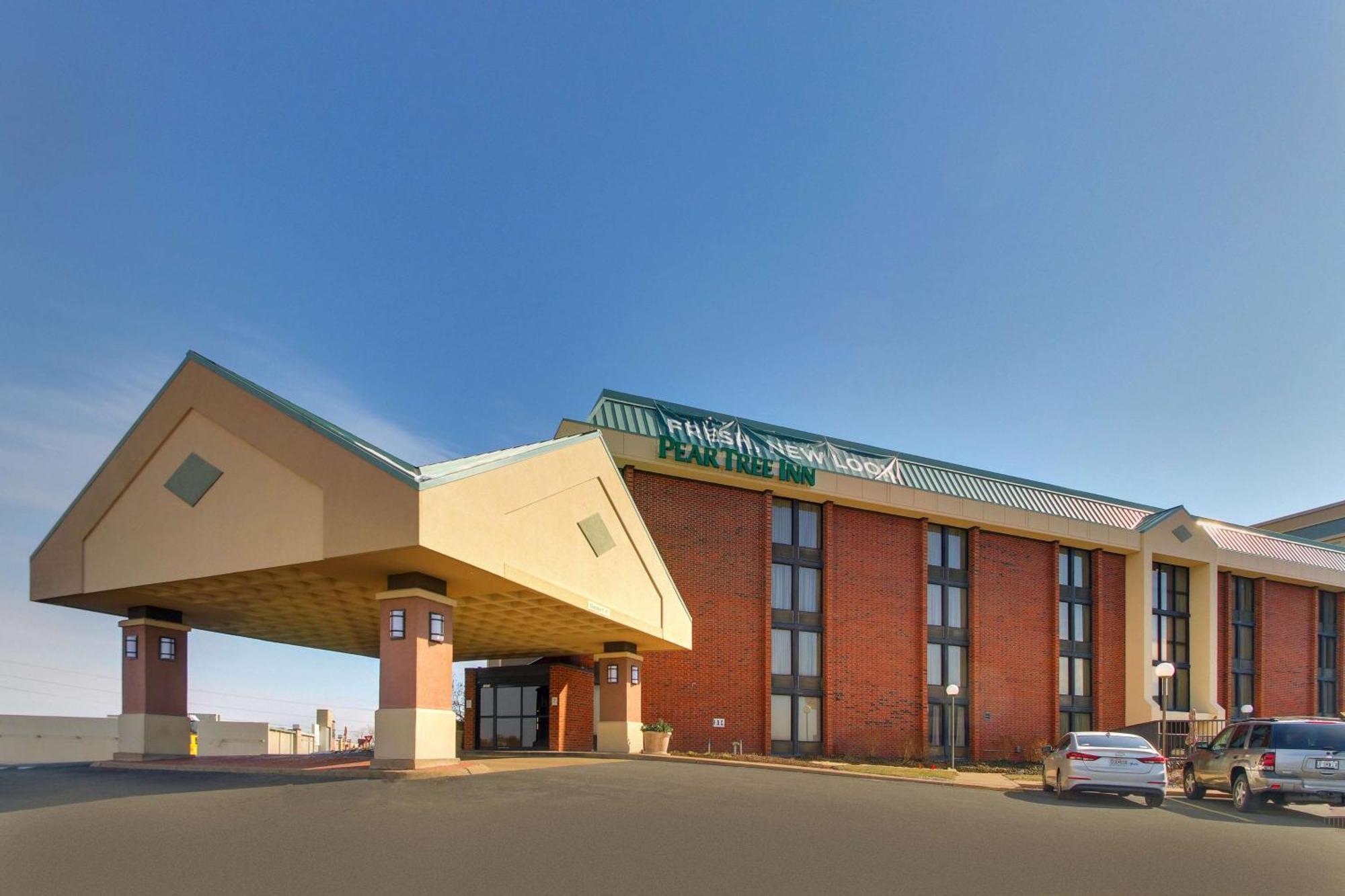 Pear Tree St. Louis - Hotel 2*