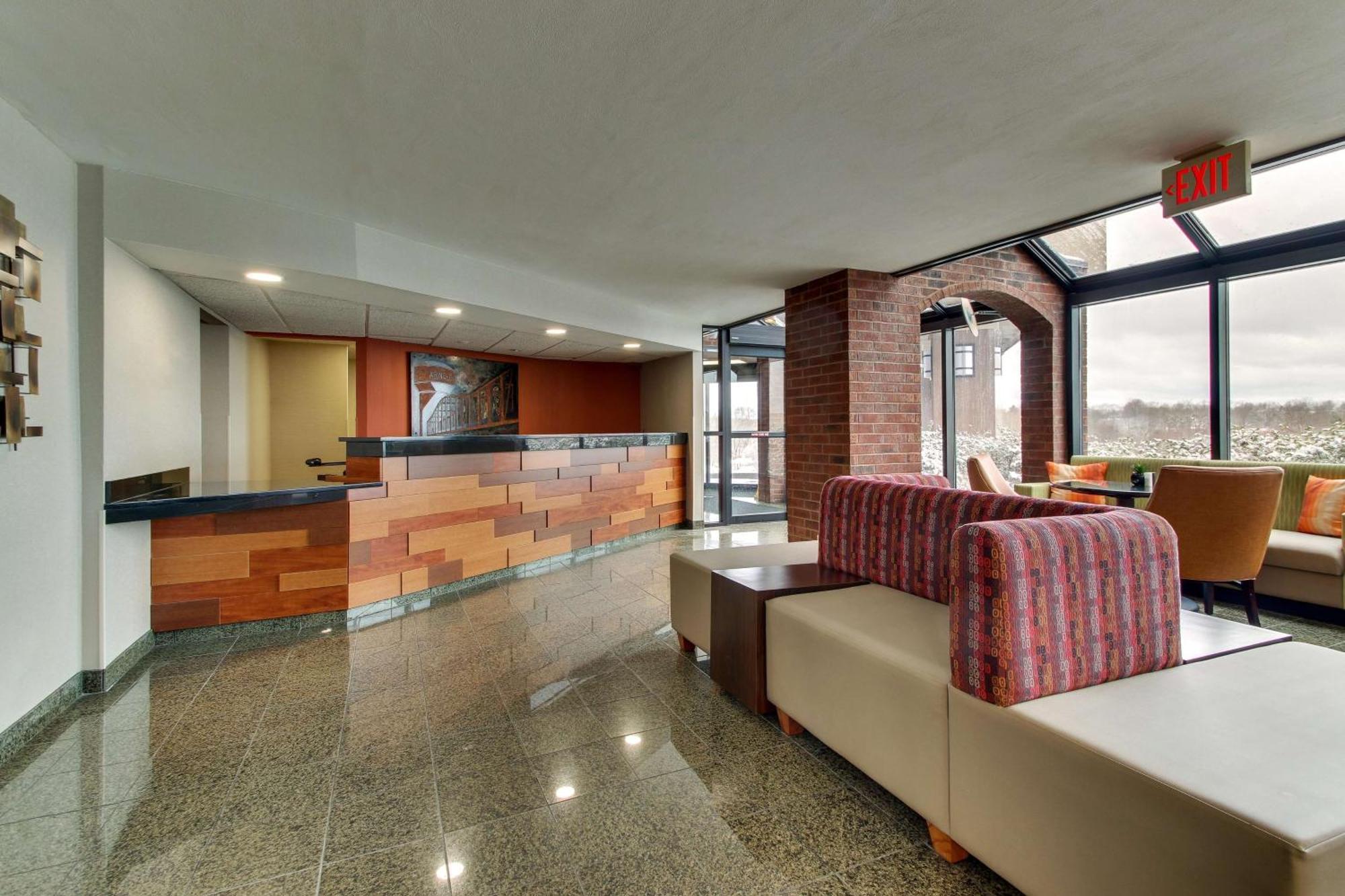 Pear Tree St. Louis - Hotel