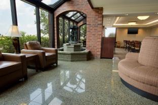 Pear Tree St. Louis - Hotel 2*